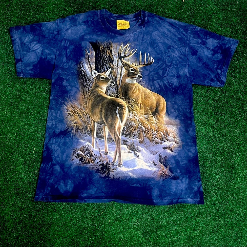 Vintage 1999 The Mountain Winter Buck Graphic T-Shirt